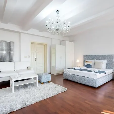 Mozzafiato By The River Apartment Bukarest