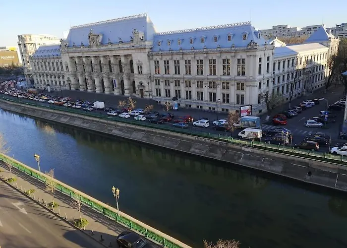 Lejlighed Mozzafiato By The River